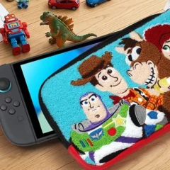 【新キャラ登場】トイ・ストーリーファン必見！もこもこ刺繍に癒されるゲーム用サガラポーチが8/20に発売