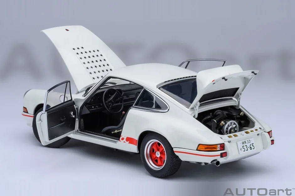 ポルシェ911カレラモデルカーのエンジン