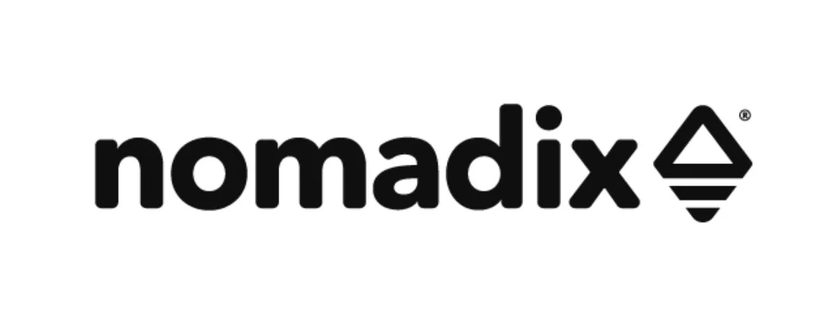 Nomadix™ ロゴ