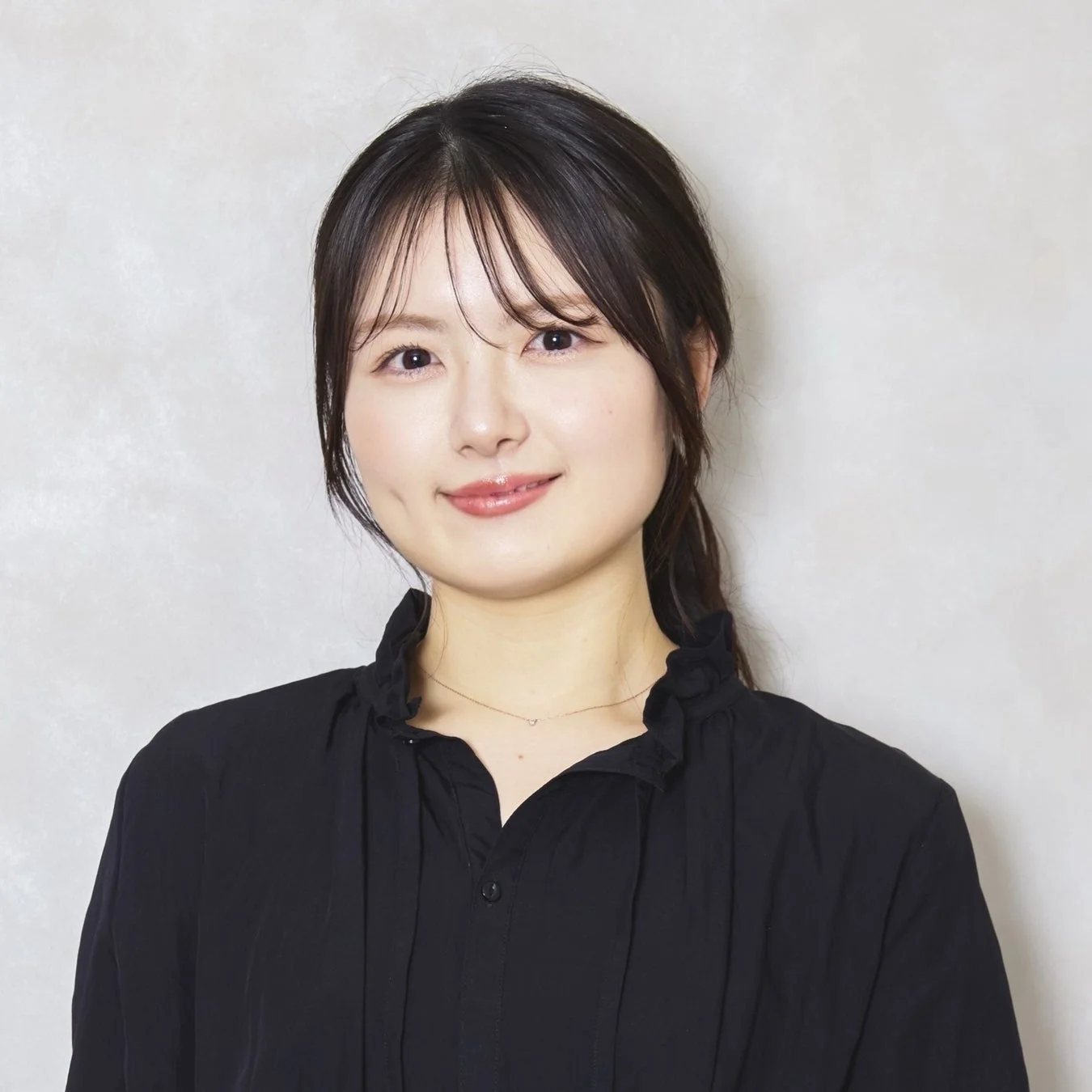 吉川ゆり子氏