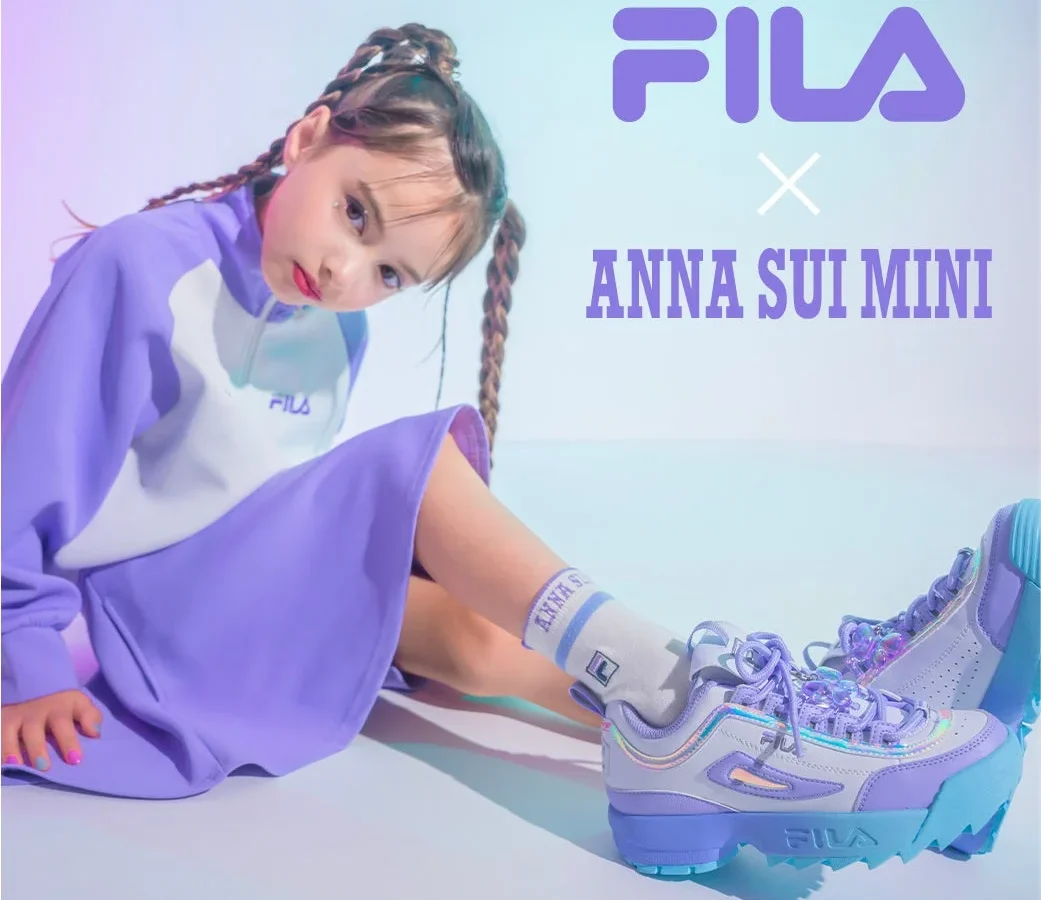 ANNA SUI miniとFILAが初のコラボレーション！ストリートスタイルを彩る特別なアイテムが登場