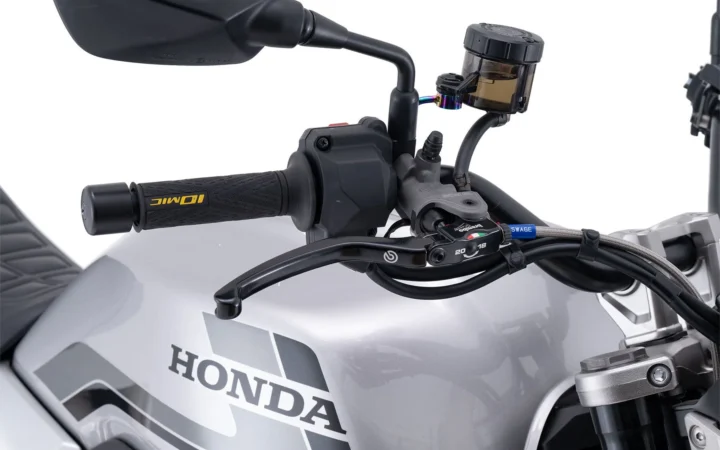 HONDA CB1000F 2026年モデル用「SWAGE-LINE PRO」高性能ブレーキホースキットが登場