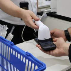 ローソン店舗でステーブルコイン決済の実証実験が開始！デジタル通貨の日常利用へ一歩
