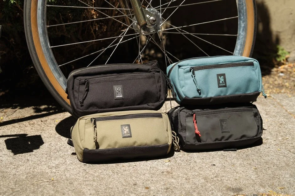 CHROME、500mlペットボトル2本収納可能なスリムスリングバッグ「MICRO KADET SLING」を発売