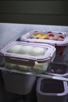 冷蔵庫内の保存容器