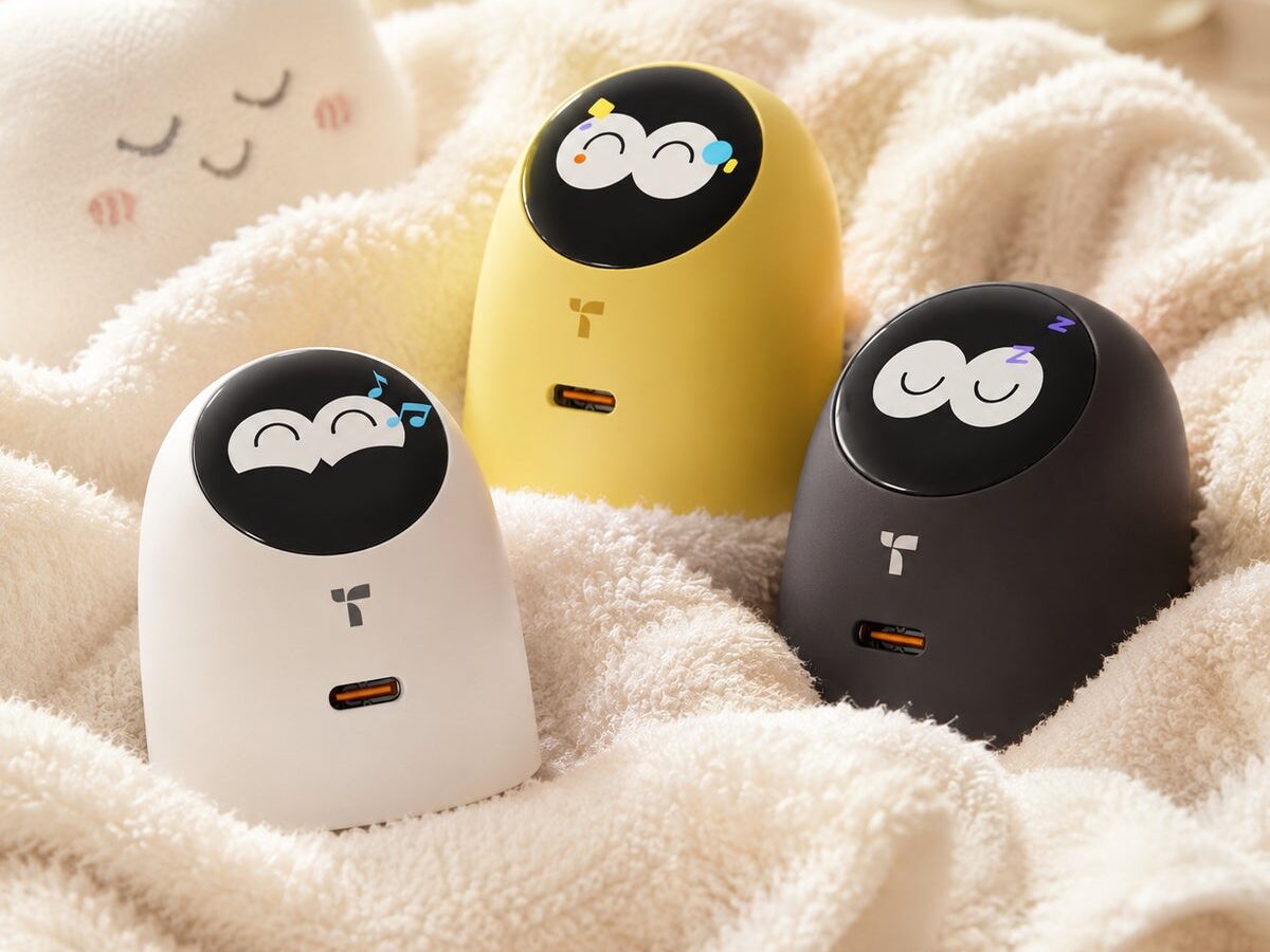 TORRAS、充電状態を“表情と数値”で見える化するスマート充電器「FlashEye Dot」を発売