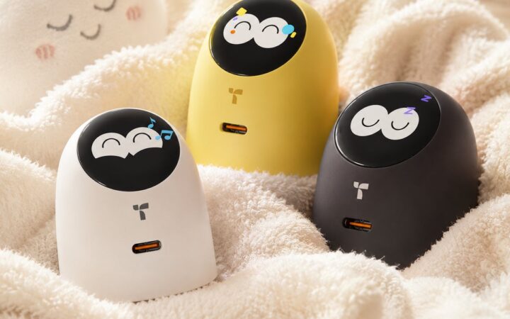 TORRAS、充電状態を“表情と数値”で見える化するスマート充電器「FlashEye Dot」を発売
